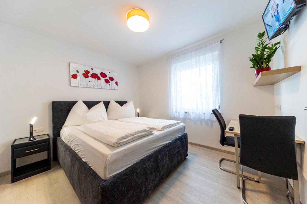 Zeltweg-Rooms Ngoại thất bức ảnh